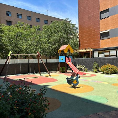 Apartamento Forum - Ciencias Гранада Екстер'єр фото
