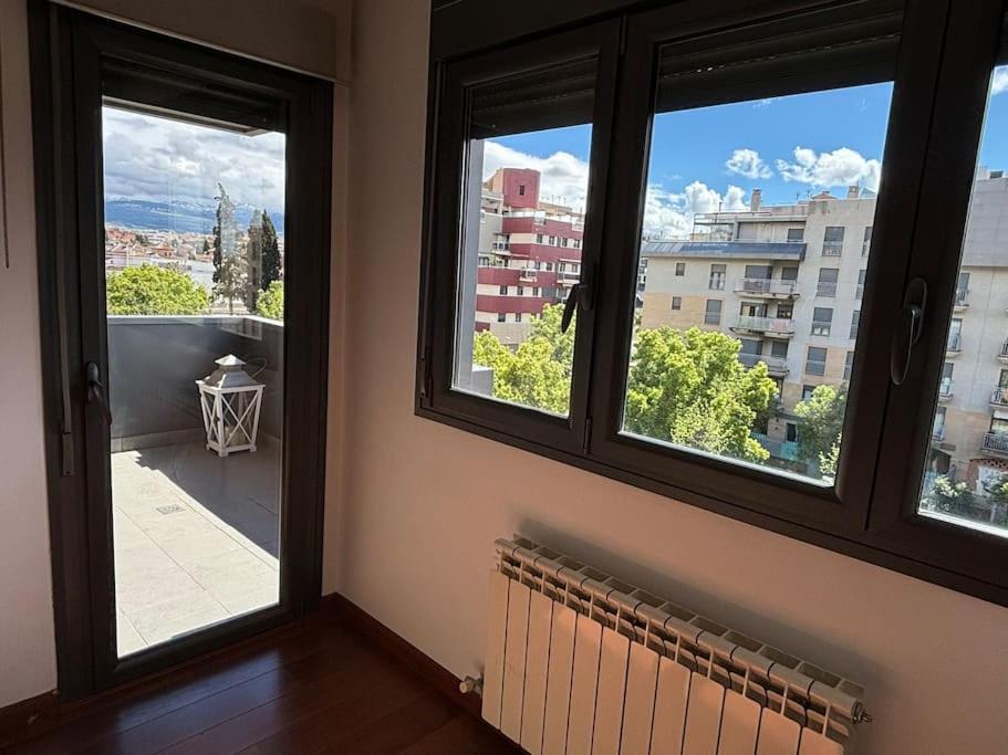 Apartamento Forum - Ciencias Гранада Екстер'єр фото