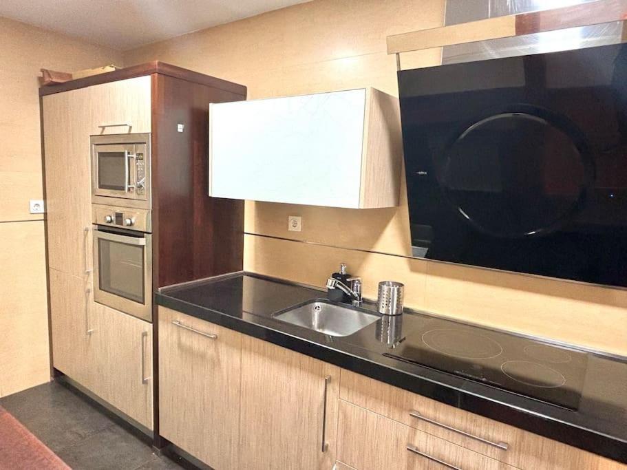 Apartamento Forum - Ciencias Гранада Екстер'єр фото